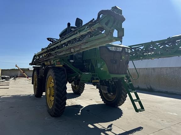 Image of John Deere R4060 equipment image 2
