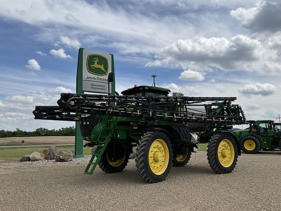 Main image John Deere R4060