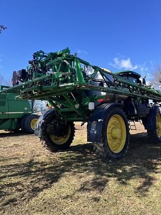 Image of John Deere R4060 equipment image 1