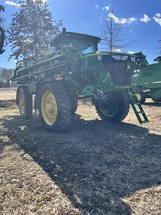 Image of John Deere R4060 equipment image 3