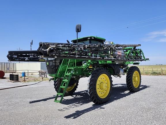 Image of John Deere R4060 equipment image 3