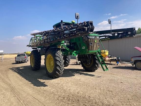 Image of John Deere R4060 equipment image 1