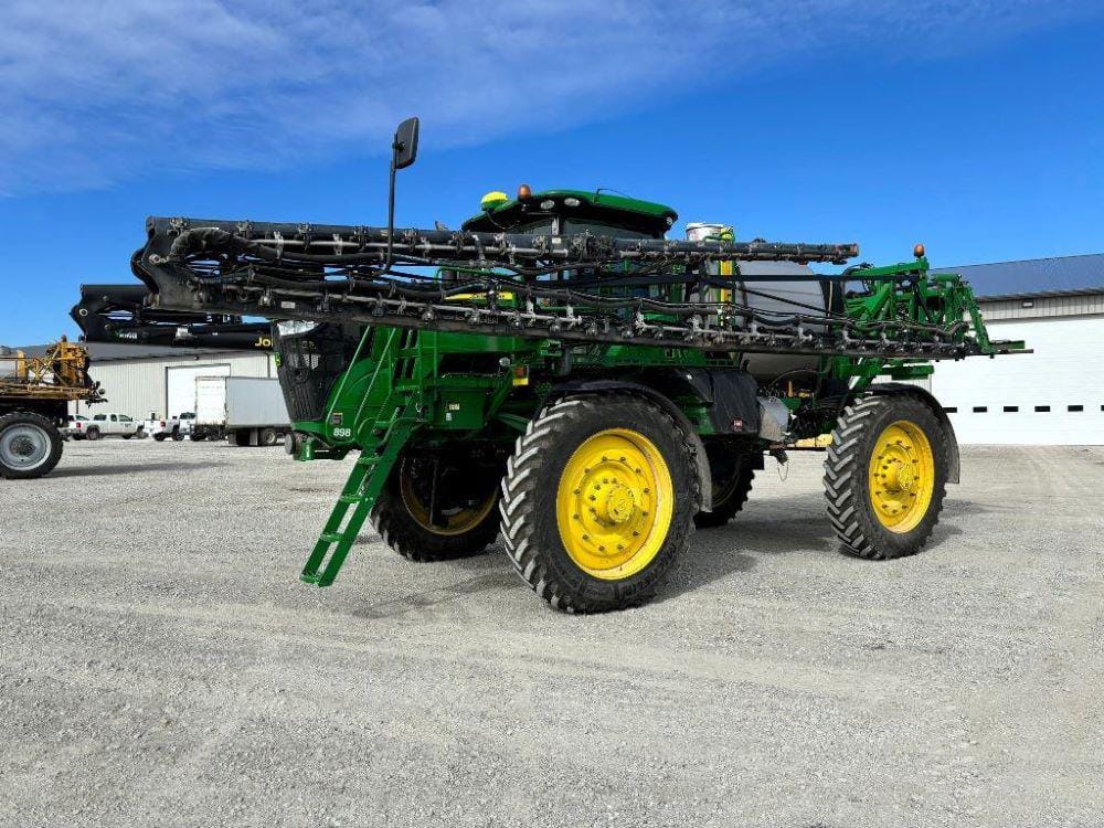 Main image John Deere R4060
