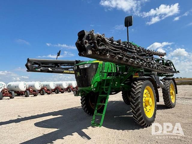 Image of John Deere R4060 equipment image 1