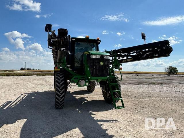 Image of John Deere R4060 equipment image 4