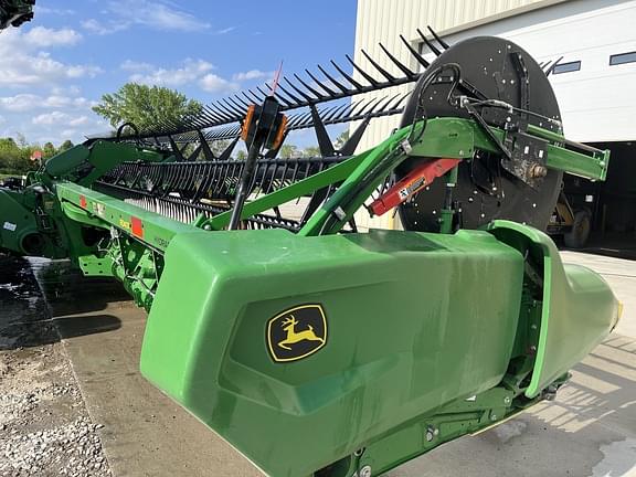 Image of John Deere RD40F equipment image 4