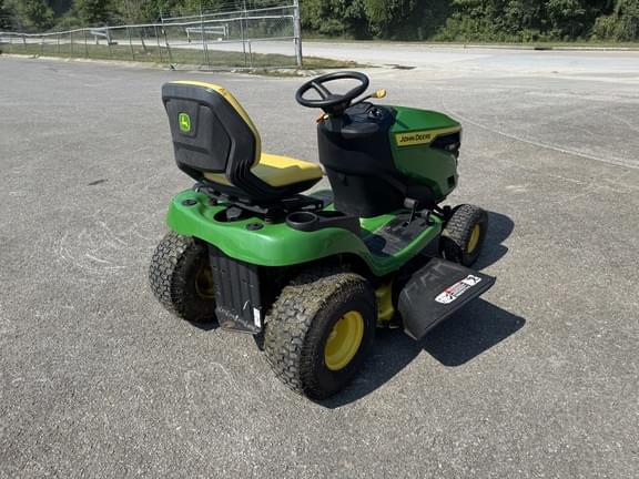 Image of John Deere S110 equipment image 4