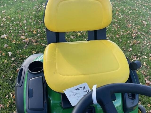 Image of John Deere S240 equipment image 4