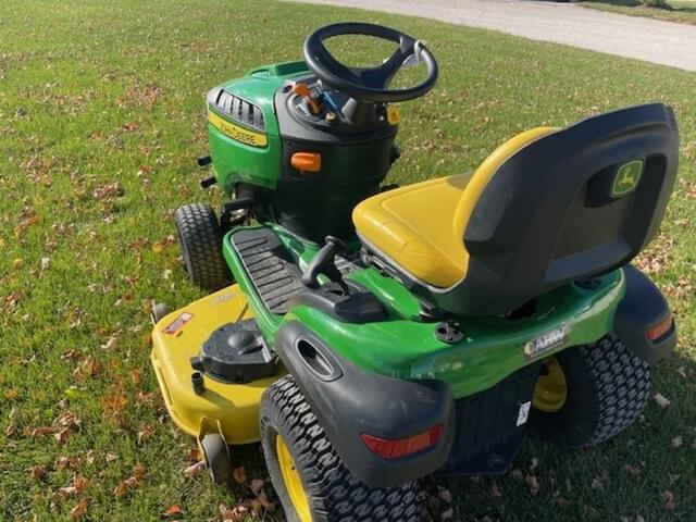 Image of John Deere S240 equipment image 3