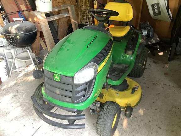 Image of John Deere S240 equipment image 1