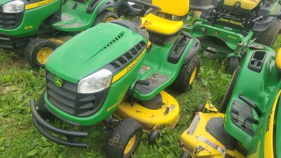 Image of John Deere S240 equipment image 1