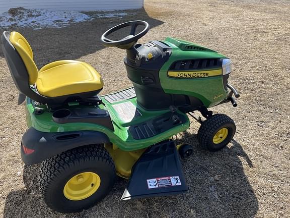 Image of John Deere S240 equipment image 3
