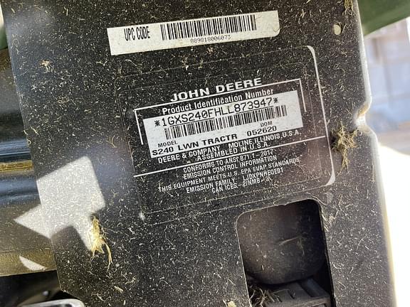 Image of John Deere S240 equipment image 1