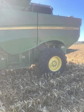 Image of John Deere S760 equipment image 3