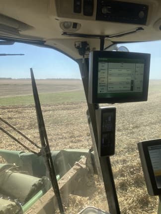 Image of John Deere S760 equipment image 2