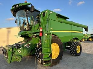 Main image John Deere S760 0