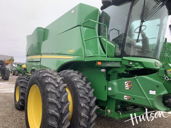 Main image John Deere S760