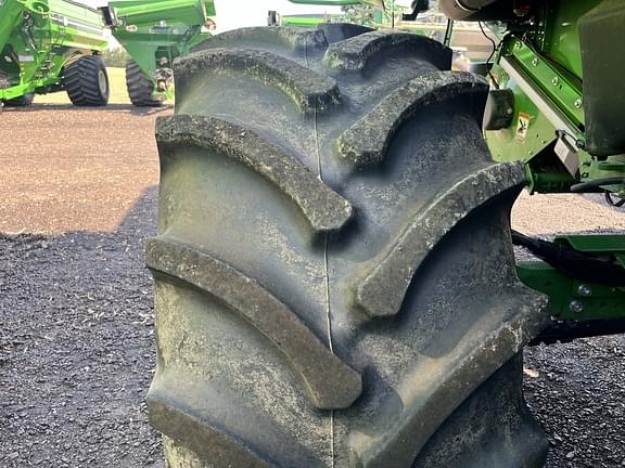Main image John Deere S760 7
