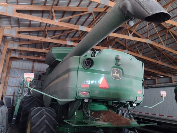 Main image John Deere S760