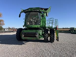 Main image John Deere S760 1