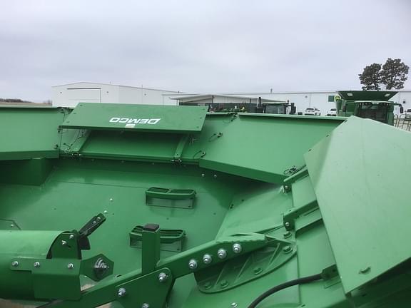 Main image John Deere S760 14