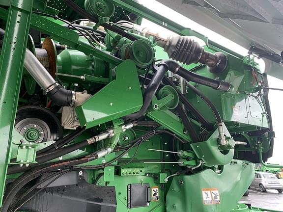 Main image John Deere S760 9