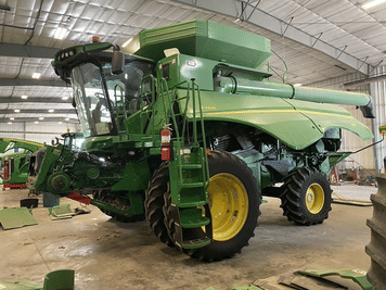 Main image John Deere S760