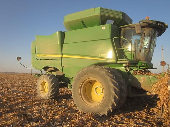 Image of John Deere S760 equipment image 2