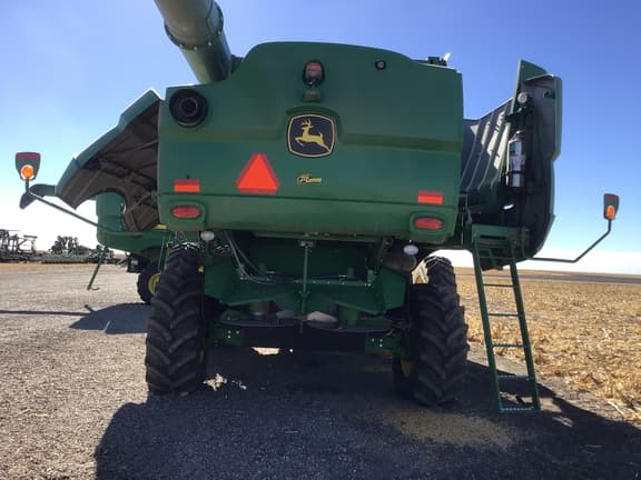 Image of John Deere S770 equipment image 2
