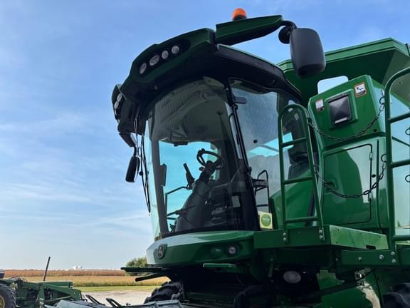 Image of John Deere S770 equipment image 3