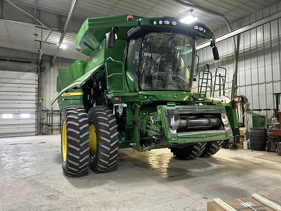 Image of John Deere S770 equipment image 3