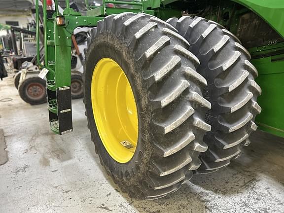 Image of John Deere S770 equipment image 4