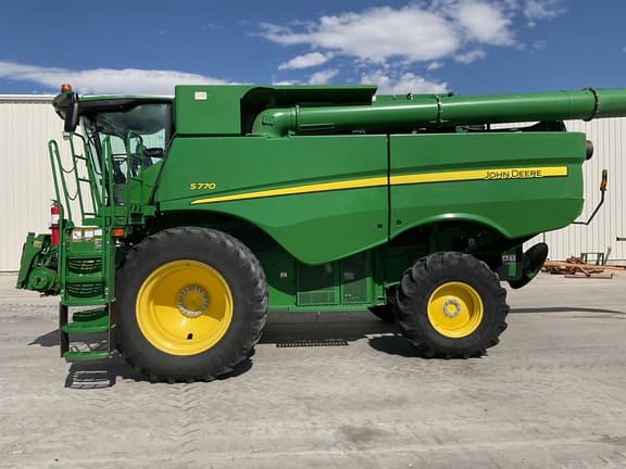 Image of John Deere S770 equipment image 1
