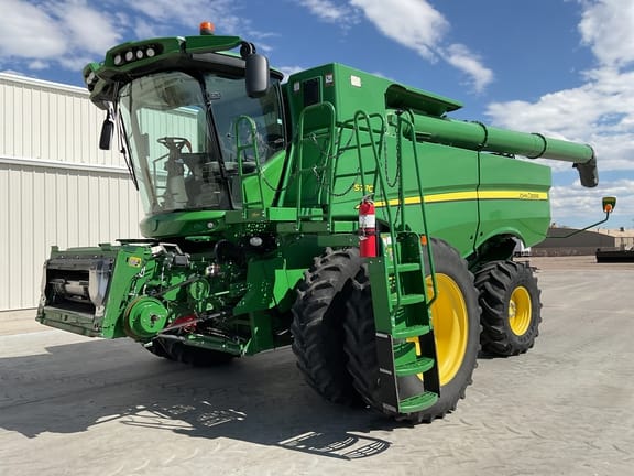 2020 John Deere S770 Equipment Image0