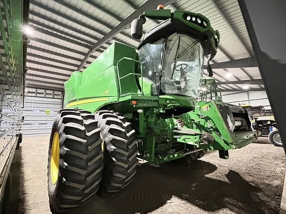 Image of John Deere S770 equipment image 2