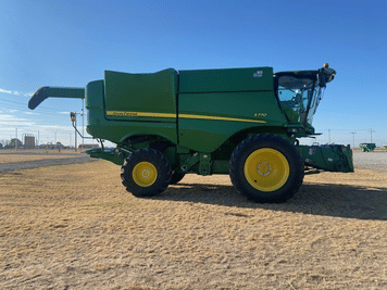 Main image John Deere S770
