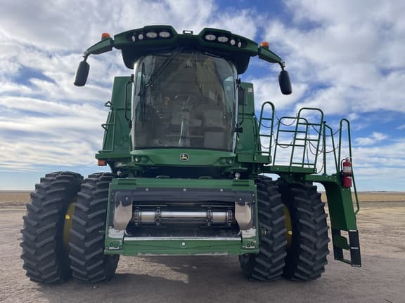 Image of John Deere S770 equipment image 3