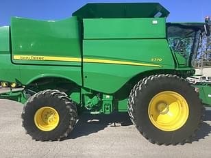 Main image John Deere S770 1