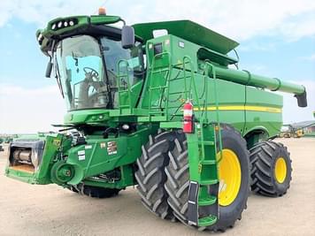 Main image John Deere S770