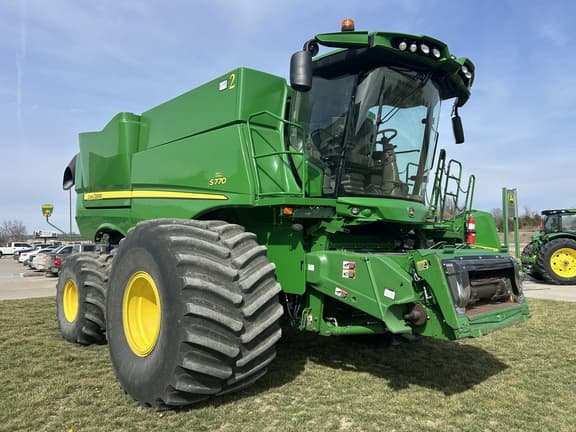 Image of John Deere S770 equipment image 3