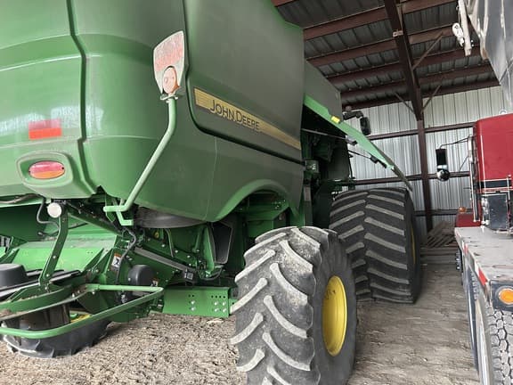 Image of John Deere S770 equipment image 2