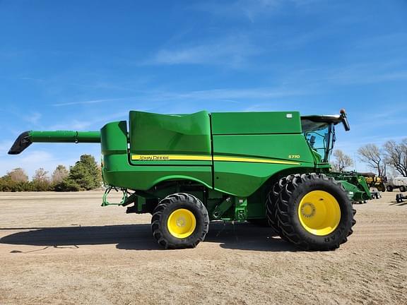 Image of John Deere S770 equipment image 4