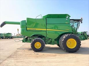 Main image John Deere S770 6