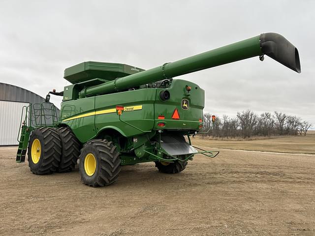 Image of John Deere S770 equipment image 3