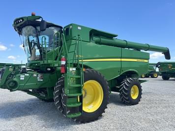 Main image John Deere S770