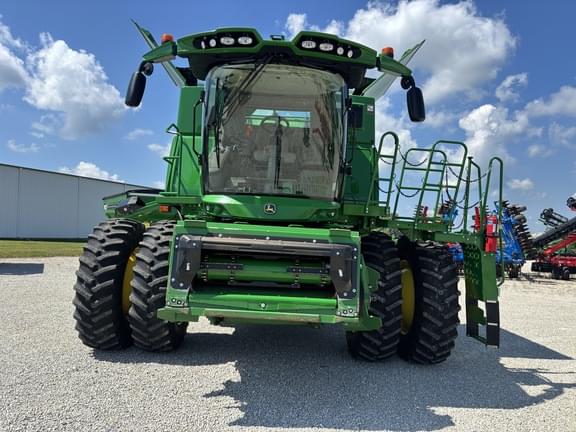 Image of John Deere S770 equipment image 4