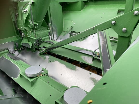 Image of John Deere S770 equipment image 3