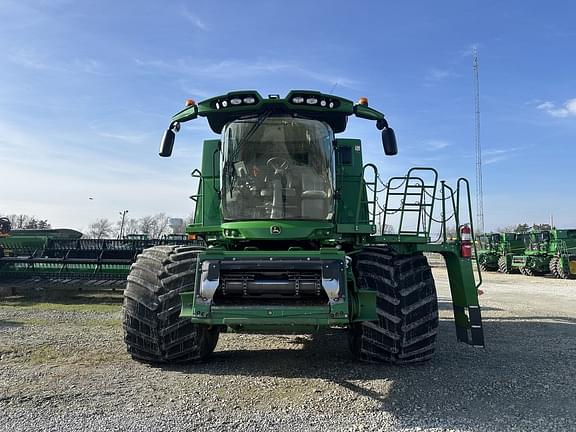 Image of John Deere S770 equipment image 2