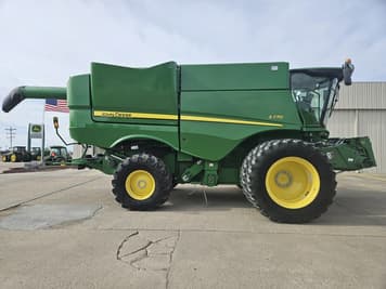 Main image John Deere S770
