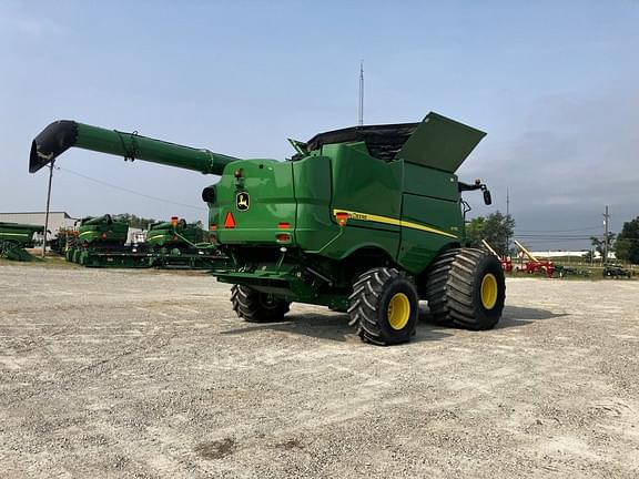 Image of John Deere S770 equipment image 4
